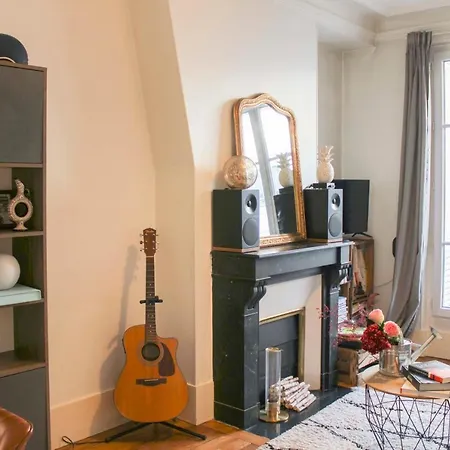 Haussmannian Charming Apartment *